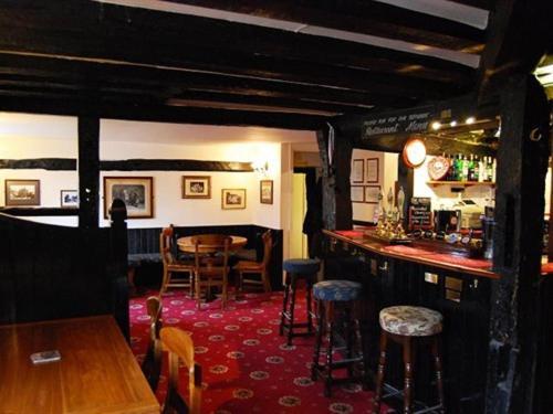 The Plume Of Feathers Farnham  Eksteriør billede
